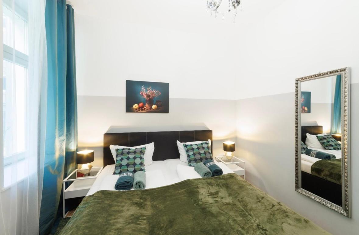 Grand Central Mitte Apartment Berlin Exterior foto
